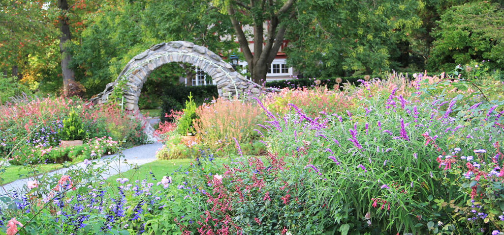 Blithewold Mansion, Gardens & Arboretum - Garden Tours